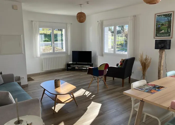 Maison Gure Chokoa Pays Basque * Bardos